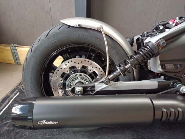 Indian Scout Round Bobber 150 mit Beleuchtung